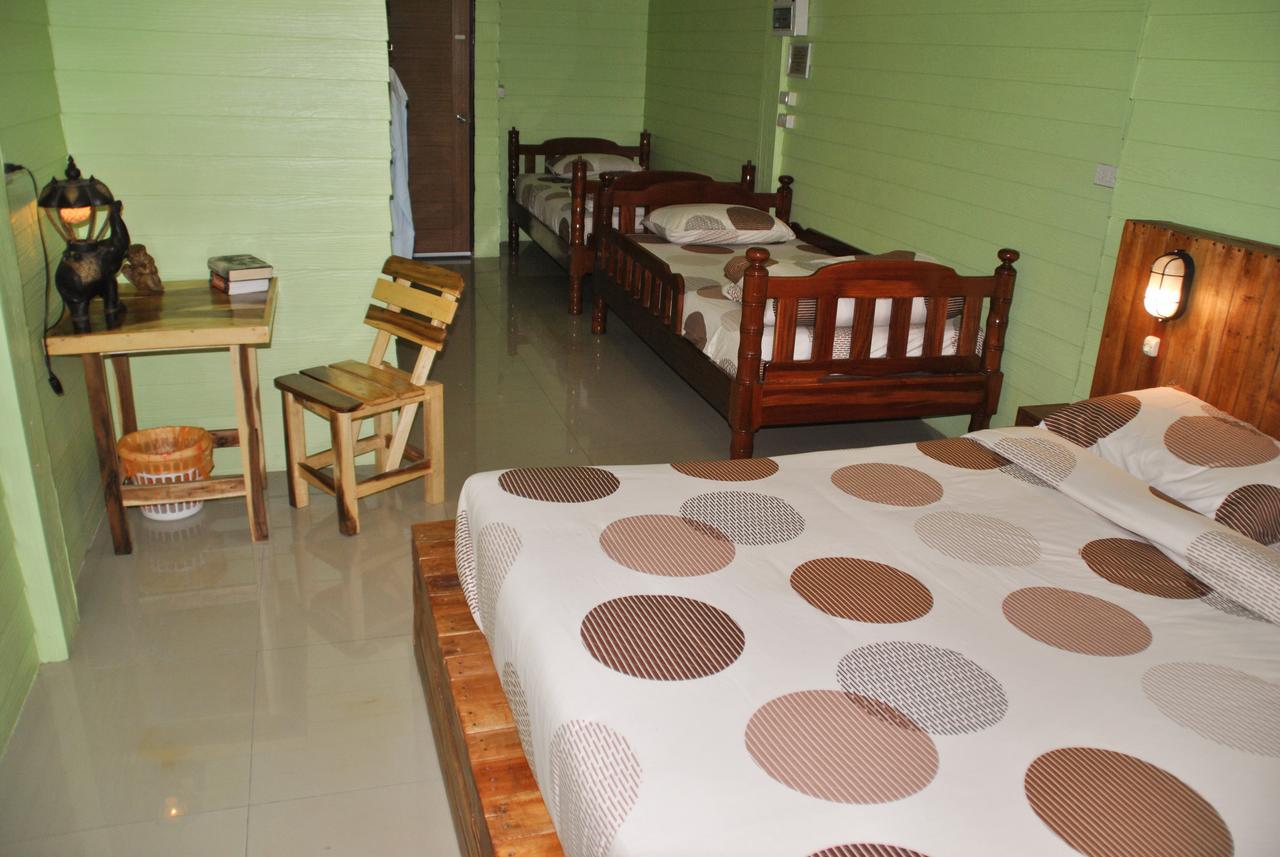 Albergue La Rivetta Bangkok Exterior foto